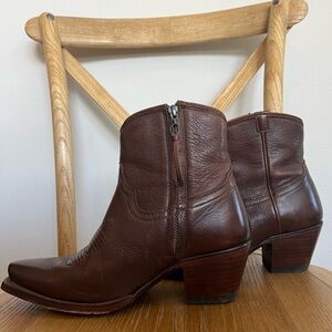 Tecovas Daisy Boots Bourbon Brown Leather Cowboy Zip Up
